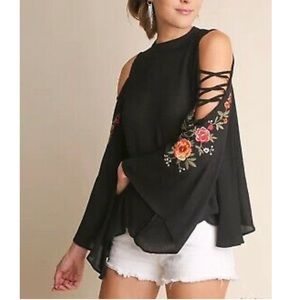 Bell sleeve top